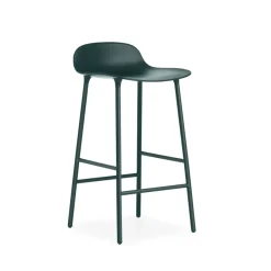 Normann Copenhagen Taburetes Altos<Taburete bar Form bajo, Green, patas de acero lacadas en Verde