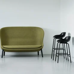 Normann Copenhagen Taburetes Altos<Taburete de bar con patas de metal Hyg 75 cm, Negro