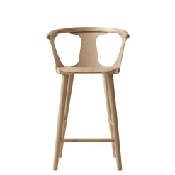 &Tradition Taburete de bar In Between SK7, Roble barnizado claro Beige Hot