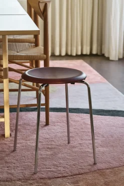 Fritz Hansen Taburetes<Taburete Dot cuero, Chestnut Marrón