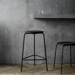 Fritz Hansen Taburete High Dot cuero, Cowboy black Negro Sale