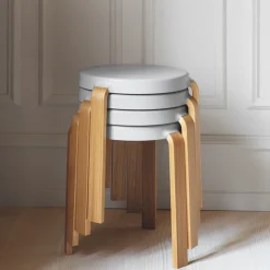 Normann Copenhagen Taburetes<Taburete Tap, Caramel, patas de roble Marrón