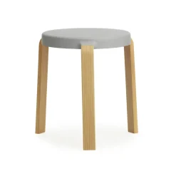 Normann Copenhagen Taburetes<Taburete Tap, gris-roble MarrónGris