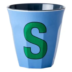 RICE Taza melamina mediana letra S 30 cl, New dusty blue AzulVerde Sale