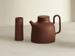 Design House Stockholm Tetera Sand 65 cl, Red clay Rojo Discount