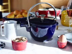 STAUB Teteras<Tetera de hierro fundido redonda 1,15 L, oscuro Azul