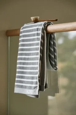 NJRD Toalla de baño Stripes 70x140 cm, Gris New