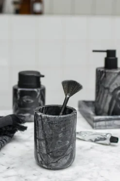 Mette Ditmer Vaso portacepillos Marble 10 cm, Negro-gris NegroGris Discount