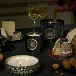 Voluspa Vela perfumada Classic Maison Noir 60 horas, Crisp Champagne Color doradoNegro Outlet